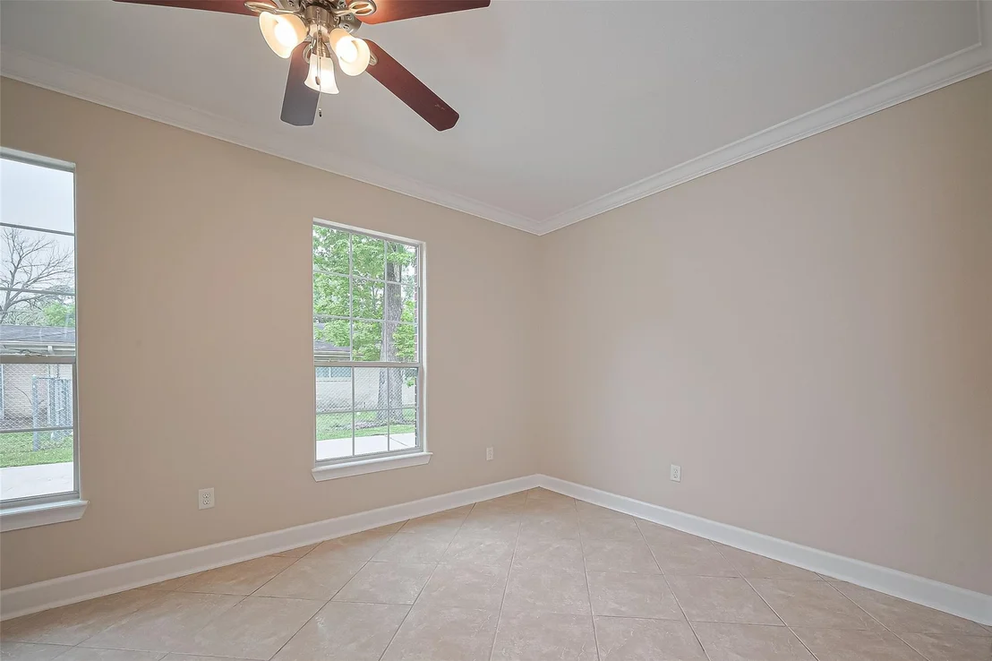 Photo of 2409 Spears Drive