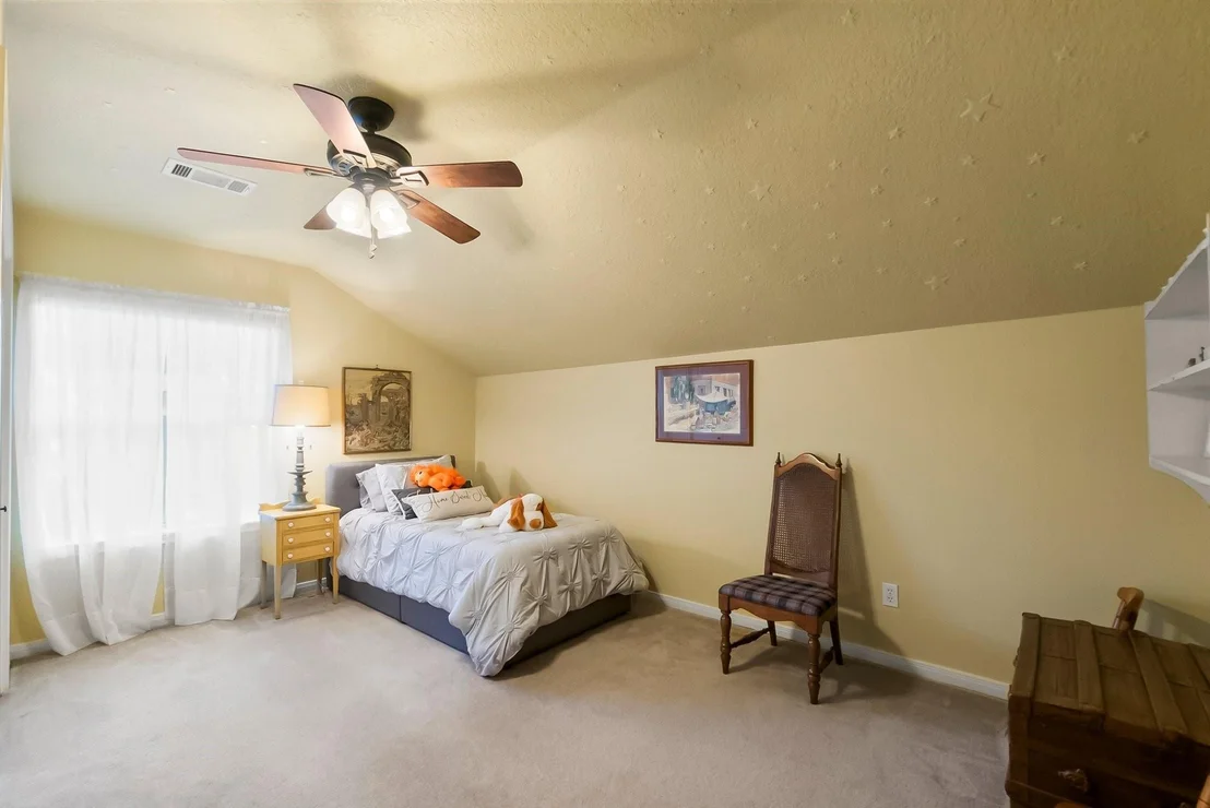 Photo of 292 Apple Valley Drive