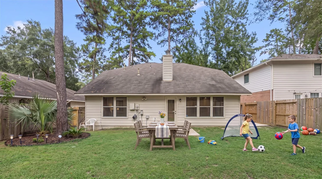 Photo of 202 W Misty Dawn Drive