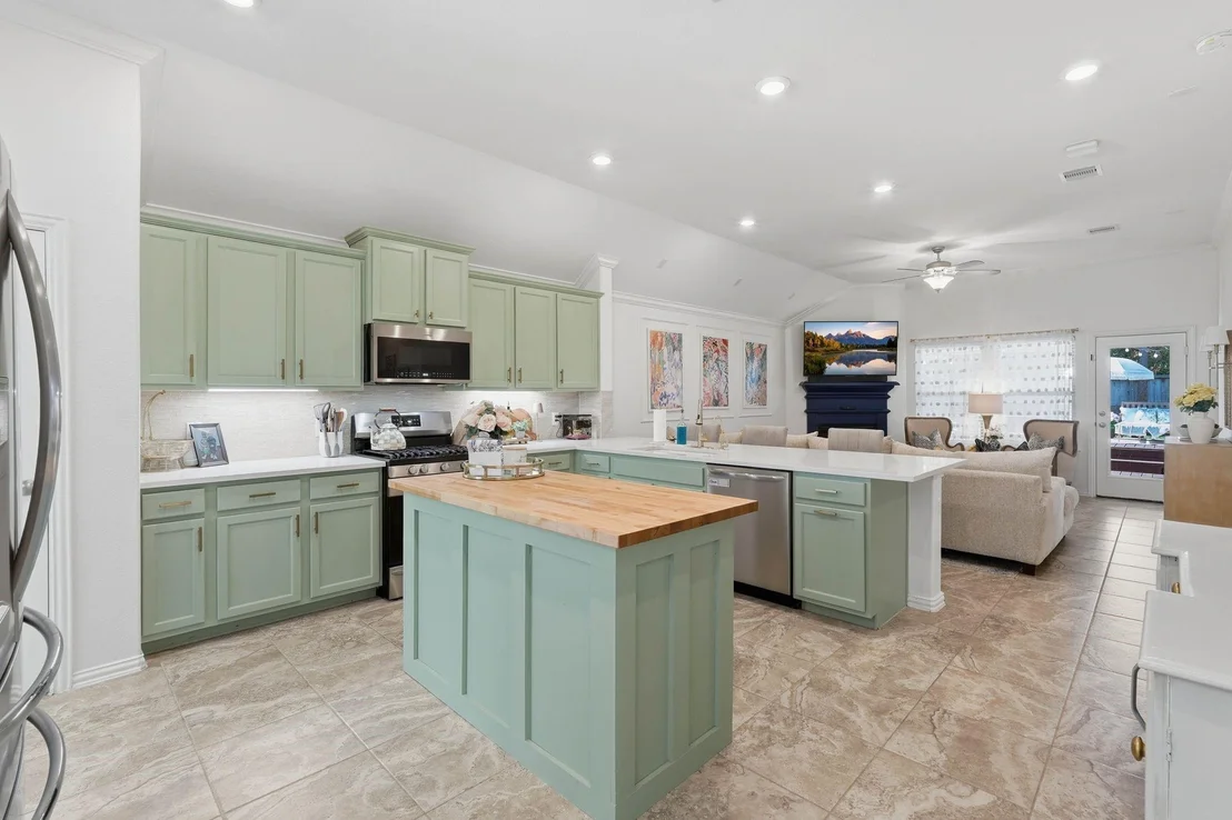 Photo of 312 Fox Trail Road