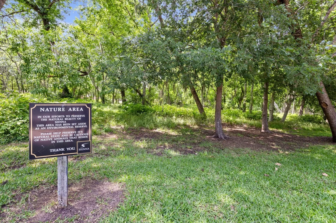Photo of 7206 Toad Hollow