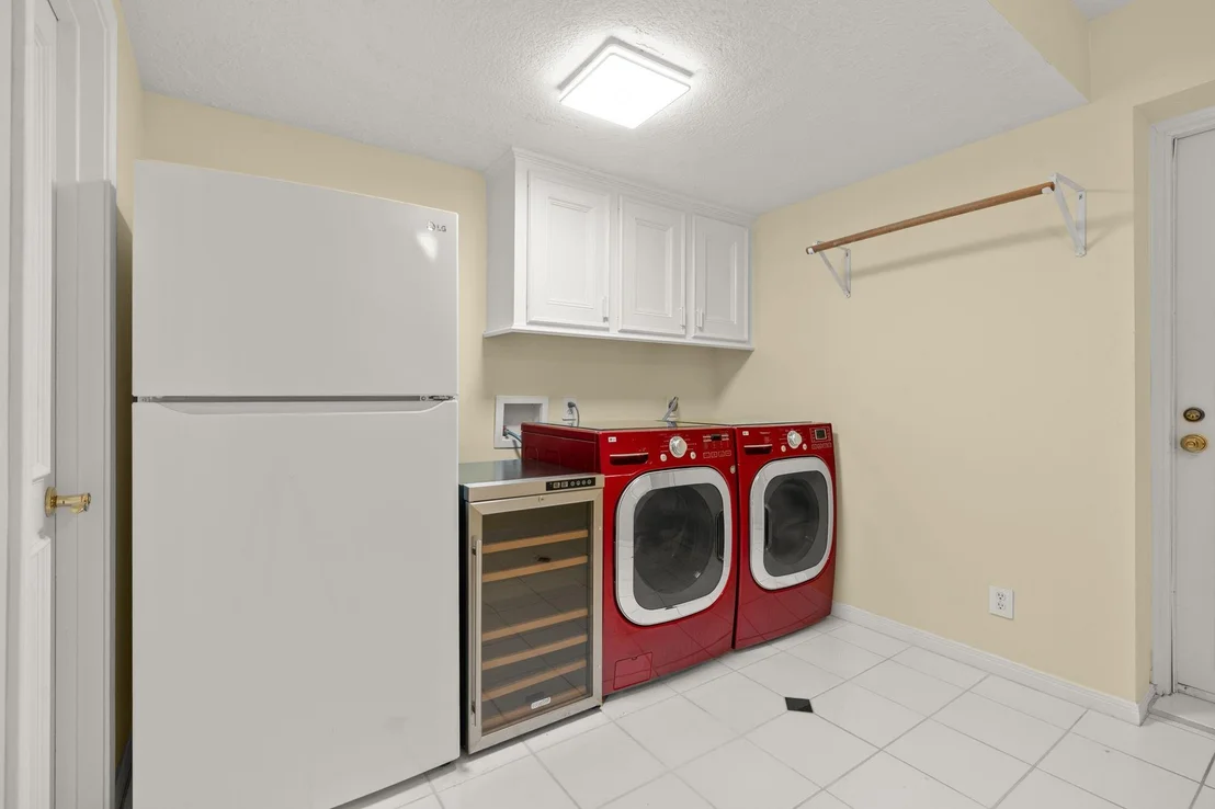 Photo of 154 Lakeside Drive