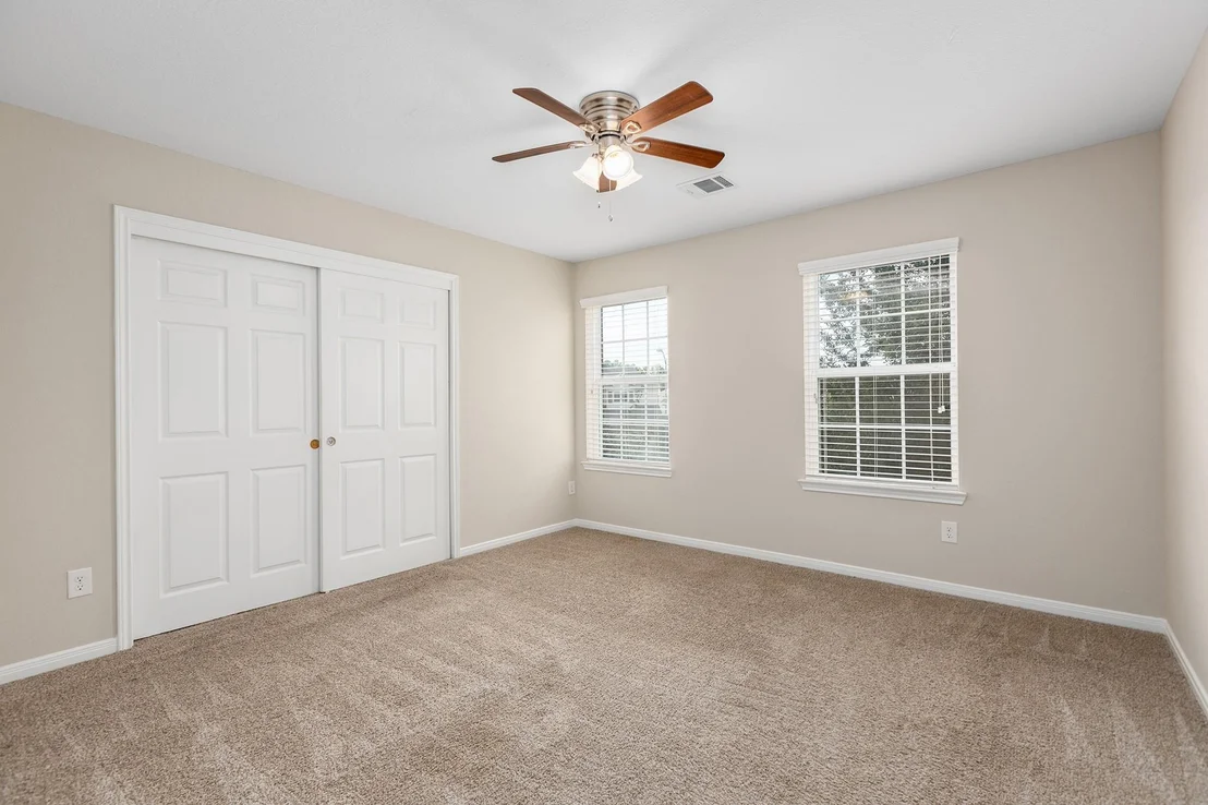 Photo of 6810 Oaken Gate Way
