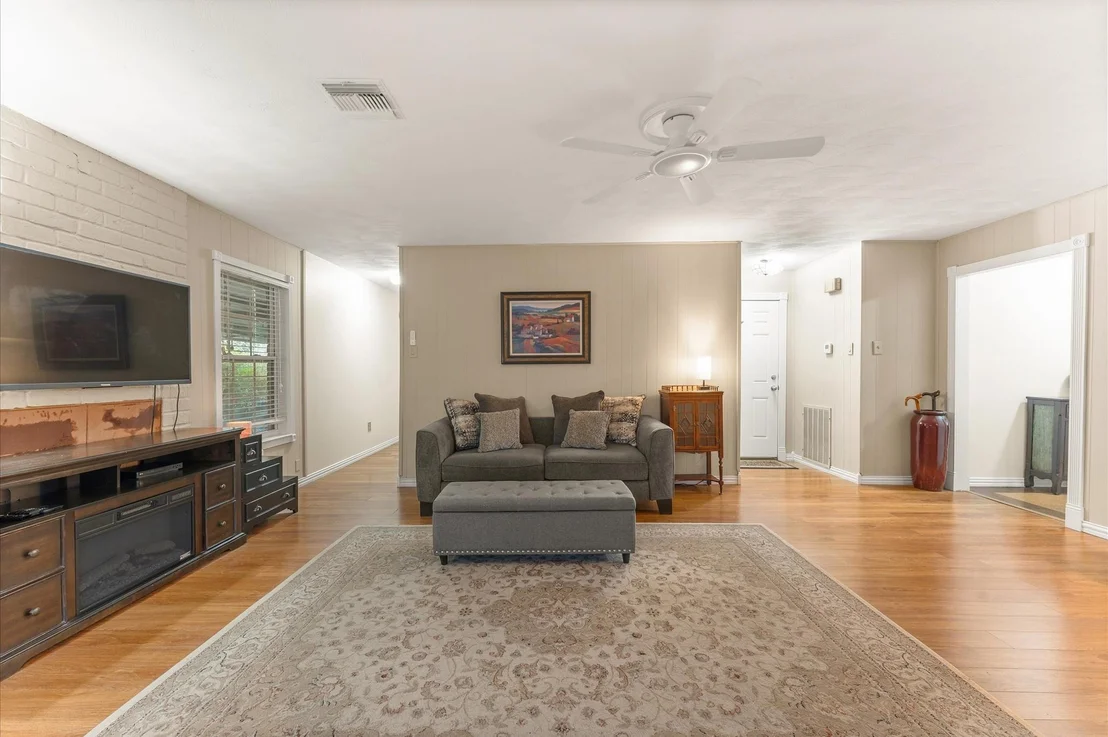 Photo of 12502 Maxim Drive