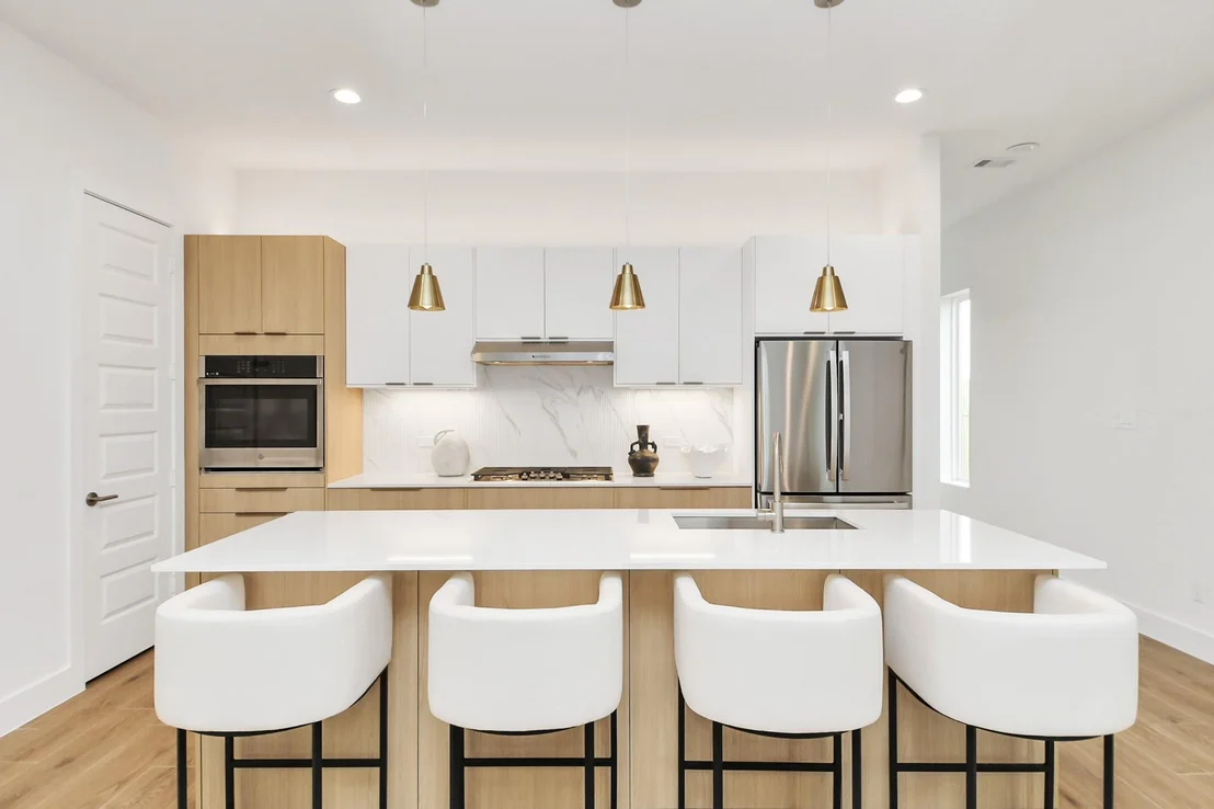 Photo of 2205 Diagonal Lane
