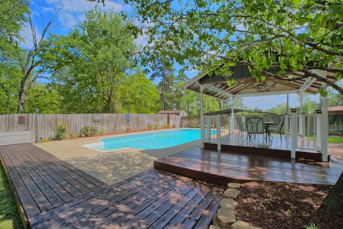 Photo of 670 Cedar Crest Circle
