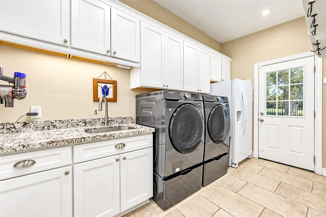 Photo of 814 Spear Point Cove