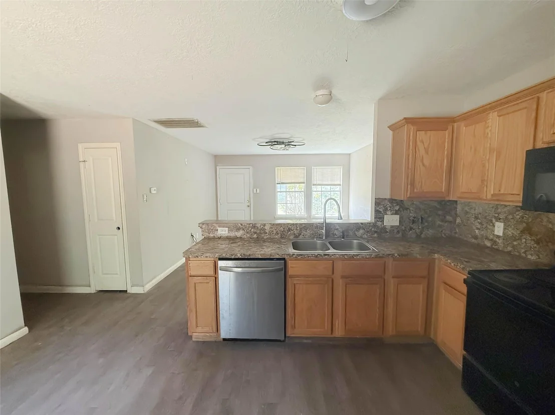 Photo of 15028 Austin Road