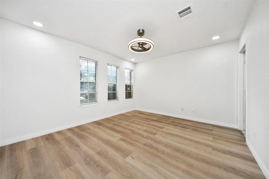 Photo of 15719 Baytree