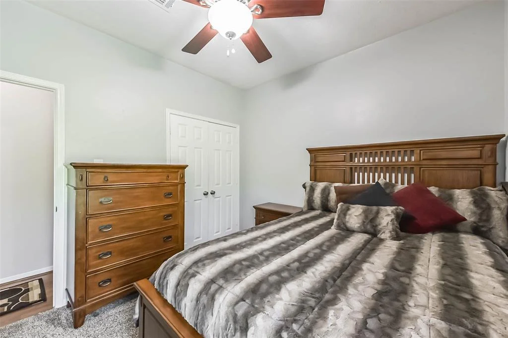 Photo of 902 Parsonfield Court
