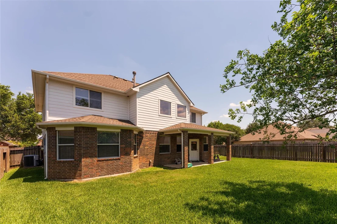 Photo of 10102 Hidden Falls Drive