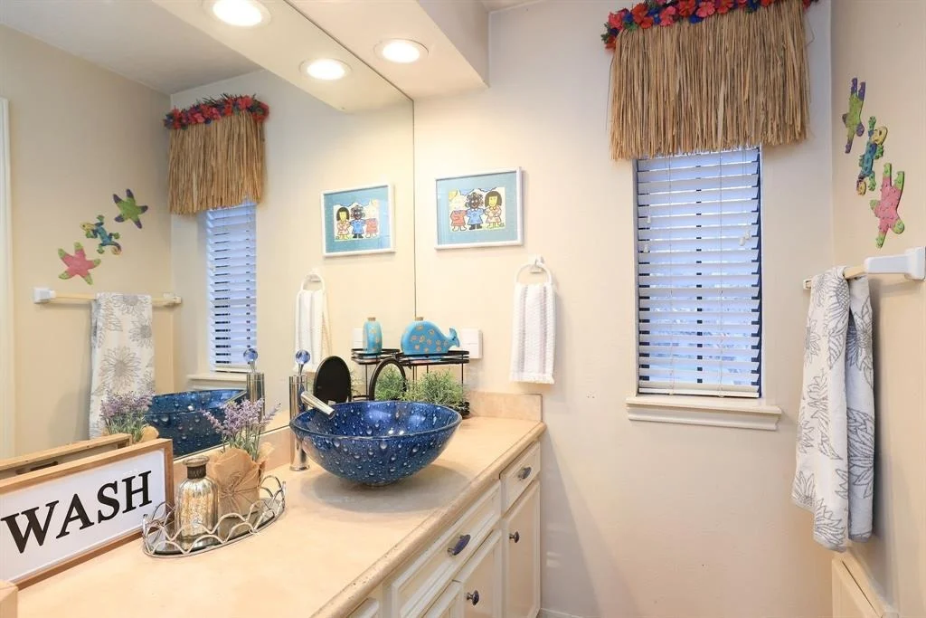 Photo of 8627 Asprey Court