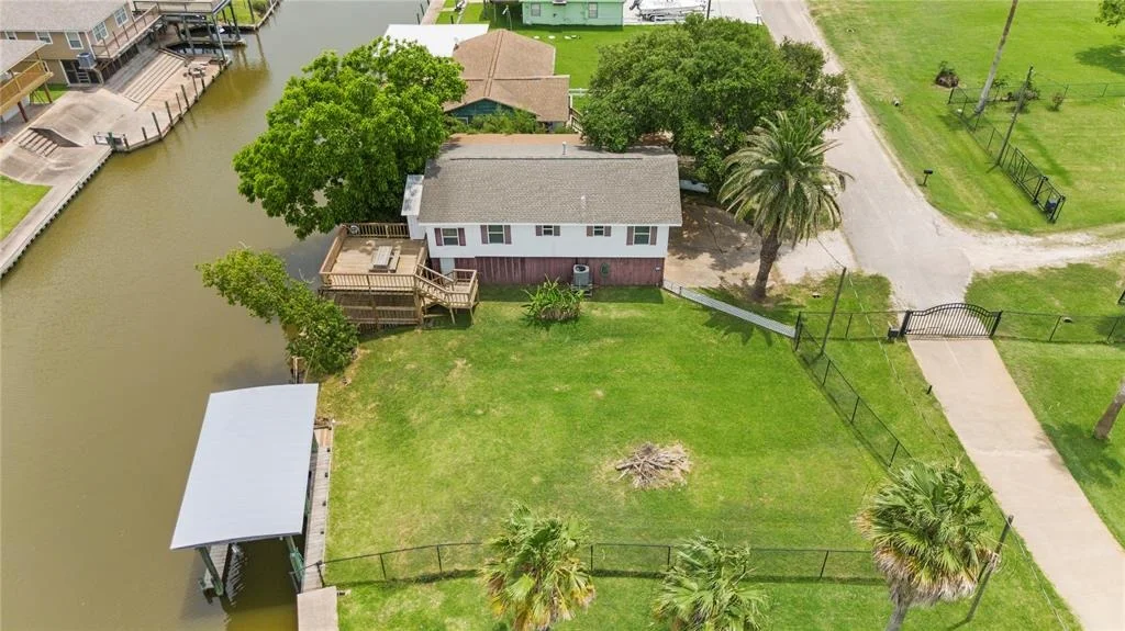 Photo of 450 Creek Drive