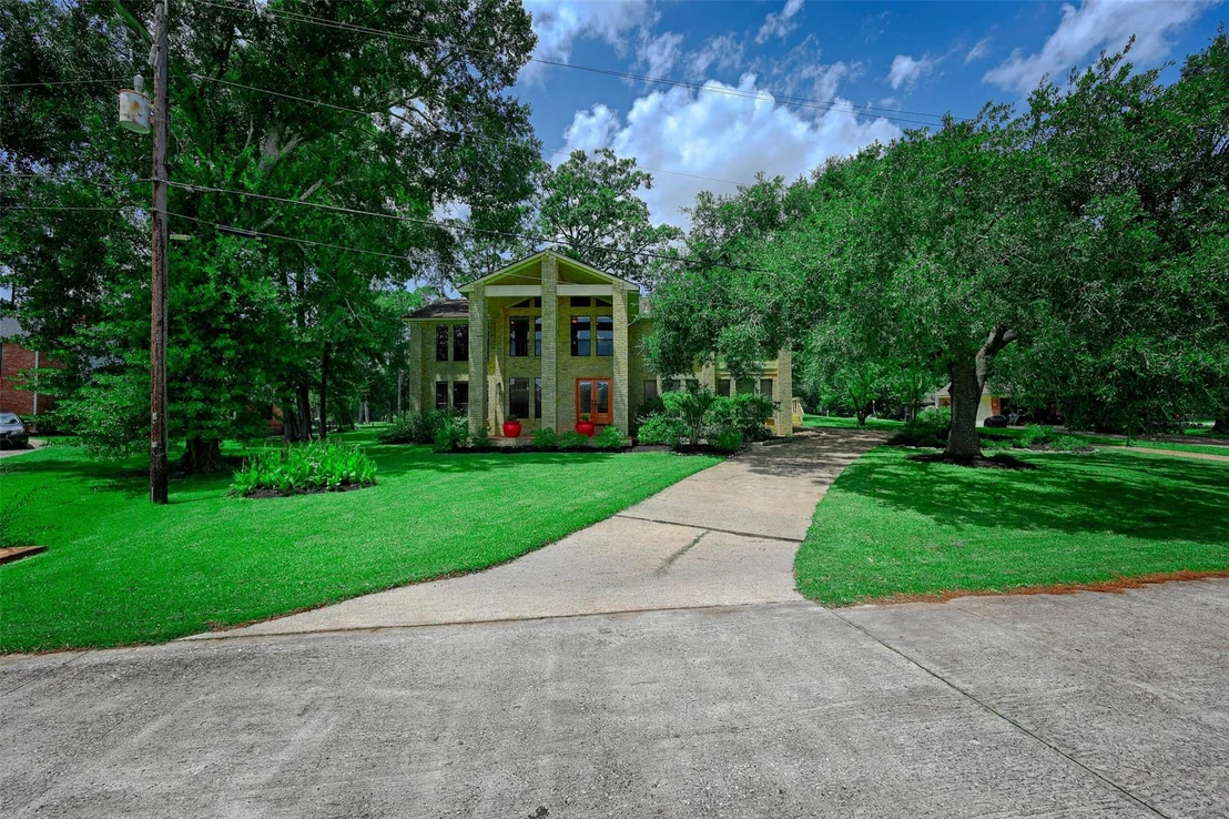 Photo of 3 Cherry Hill Drive