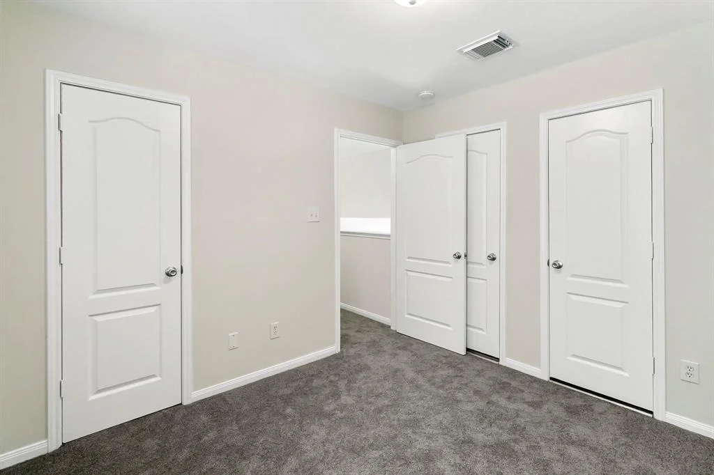 Photo of 6019 Knollwood Trail