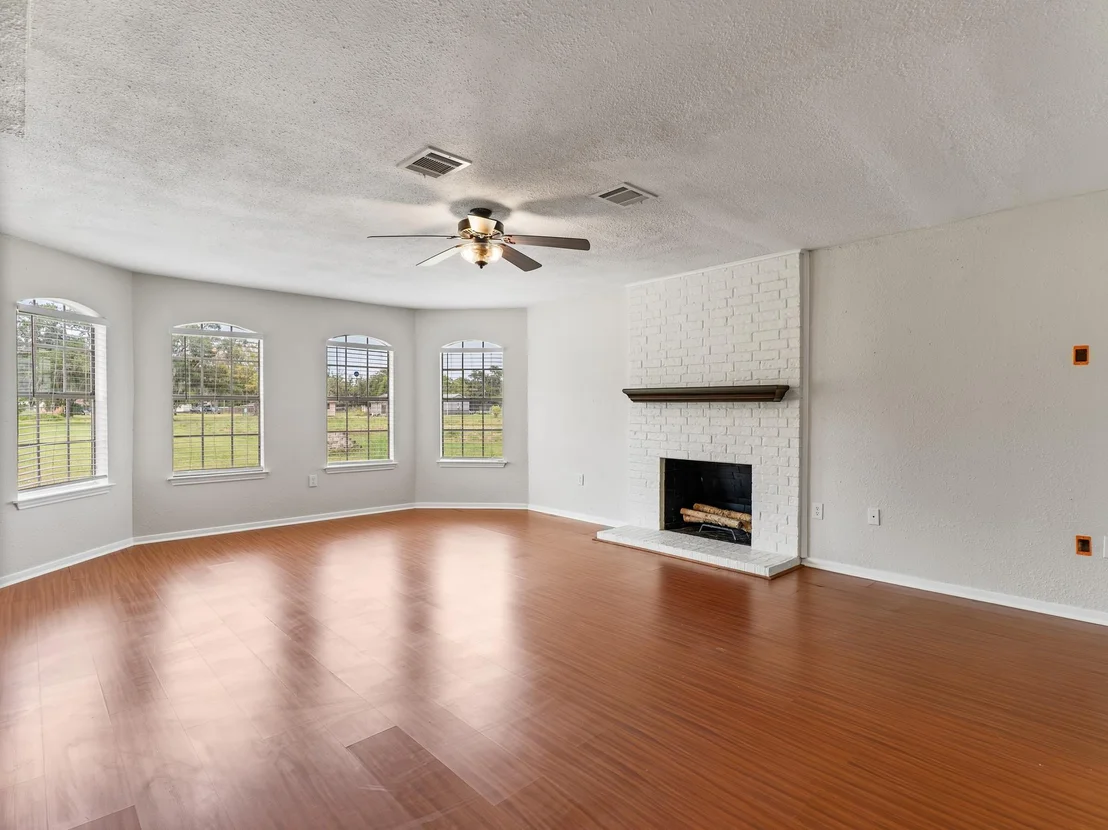 Photo of 1707 County Road 348