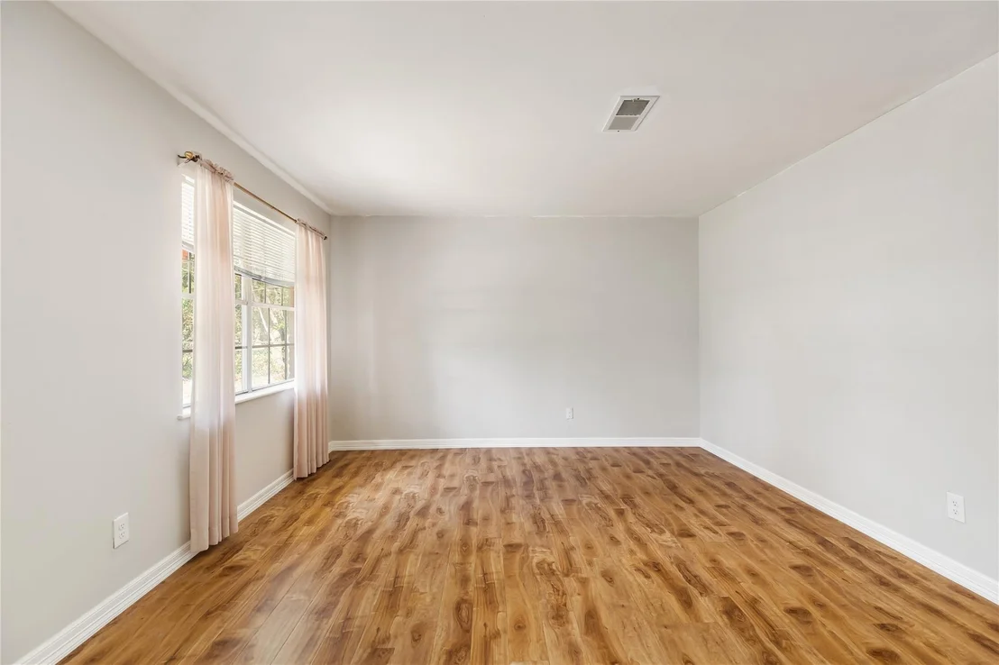 Photo of 29518 W Hawthorne Drive