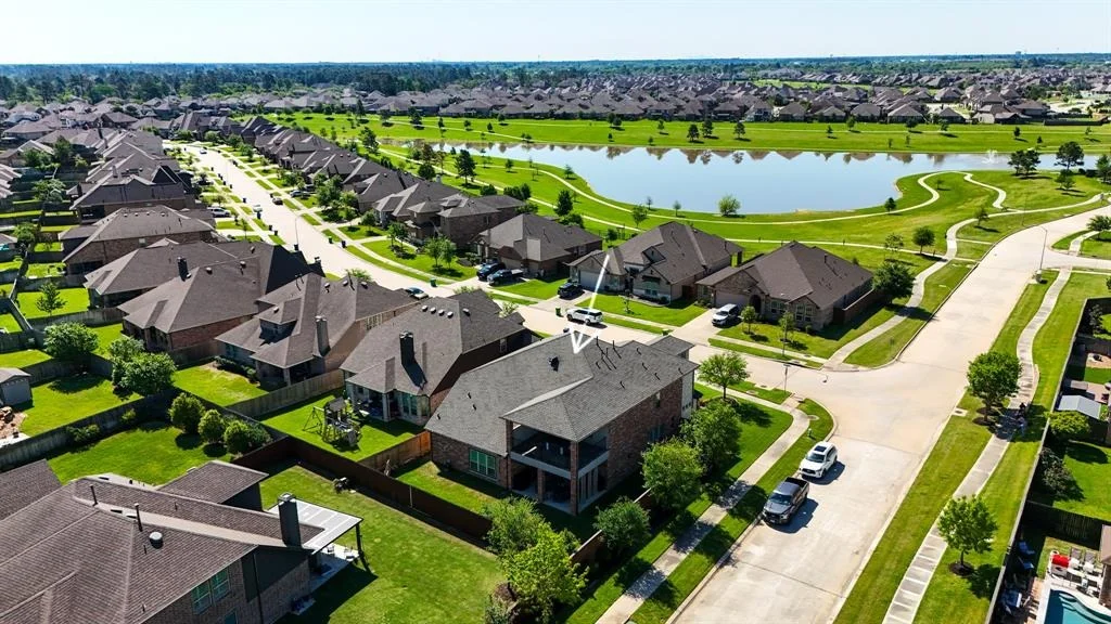 Photo of 7526 Laguna Lake Drive