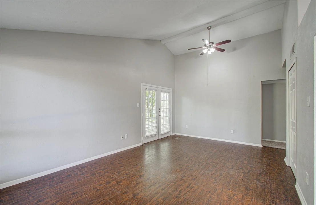 Photo of 24022 Four Sixes Lane