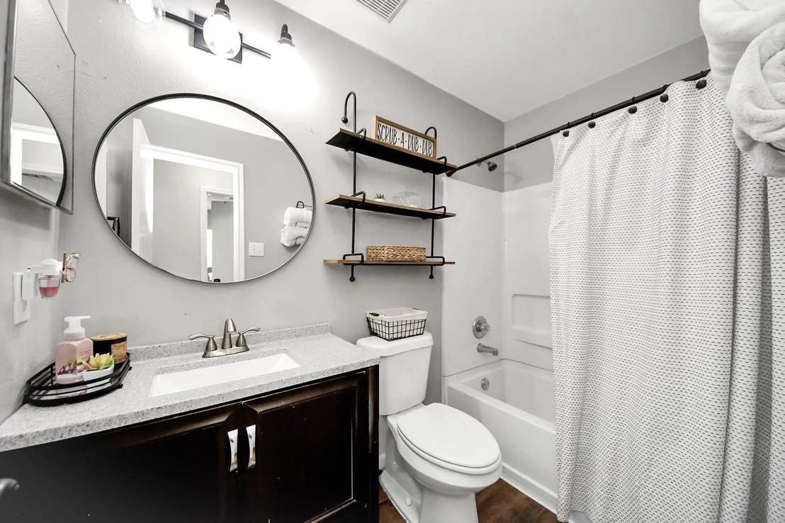 Photo of 2231 Pine Croft Drive