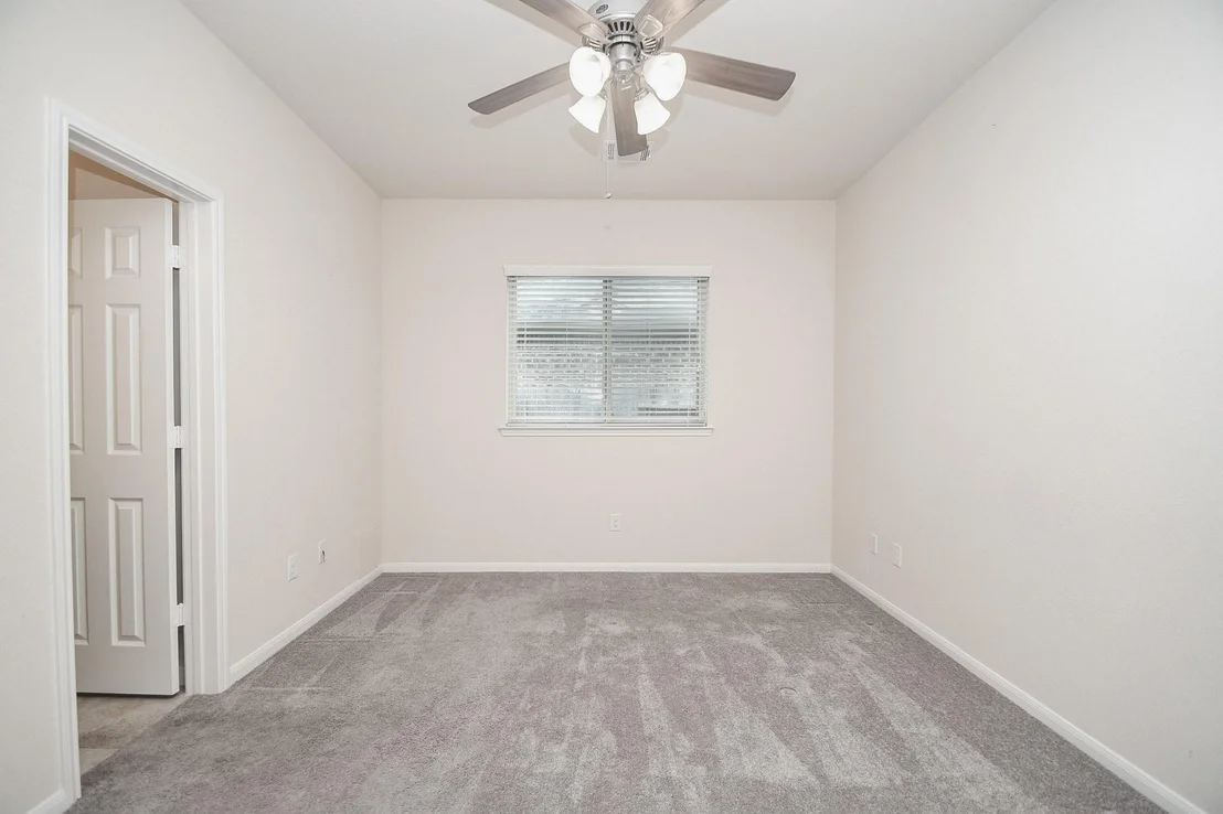 Photo of 9503 Wheatfield Lane