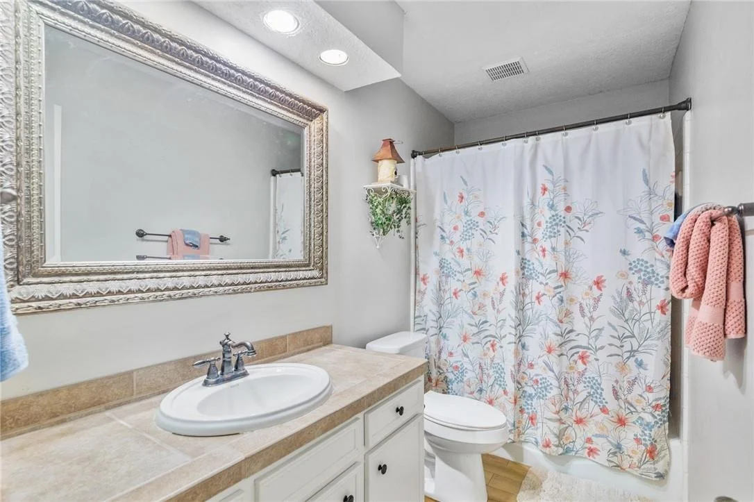 Photo of 602 Chimney Rock Drive