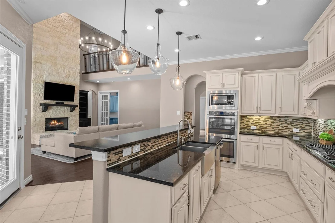 Photo of 2427 Anderson Point Lane