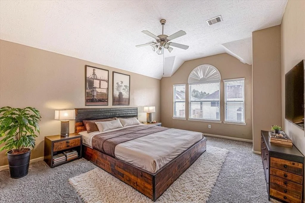 Photo of 6810 Latchmore Lane
