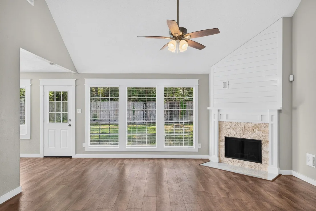 Photo of 2218 Pincher Creek Drive