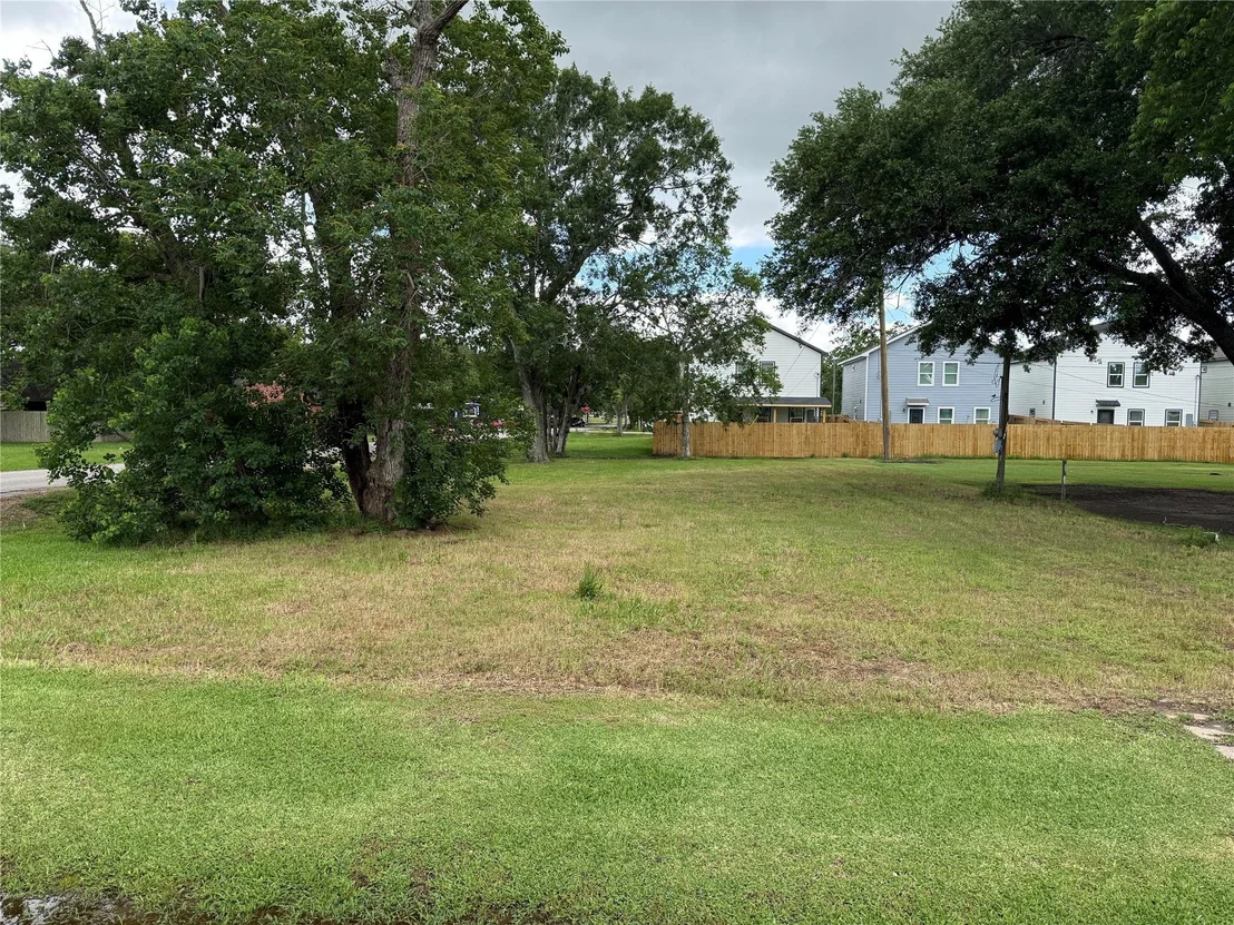 Photo of 407 N 3rd Street