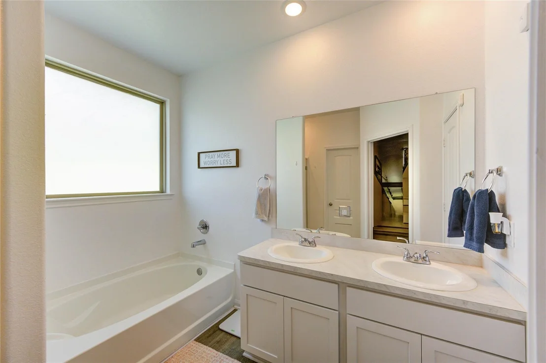 Photo of 742 Brown Road