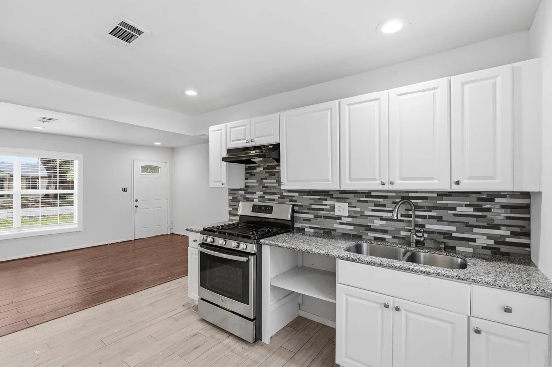 Photo of 3325 Mccrarey Drive