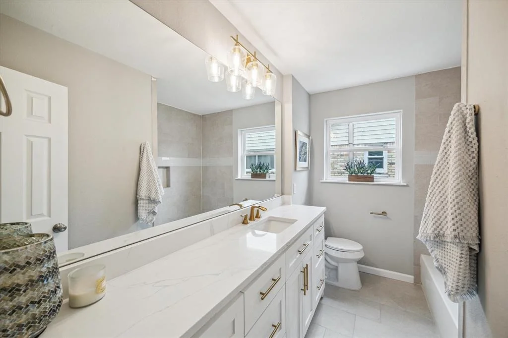 Photo of 14022 Roundstone Lane