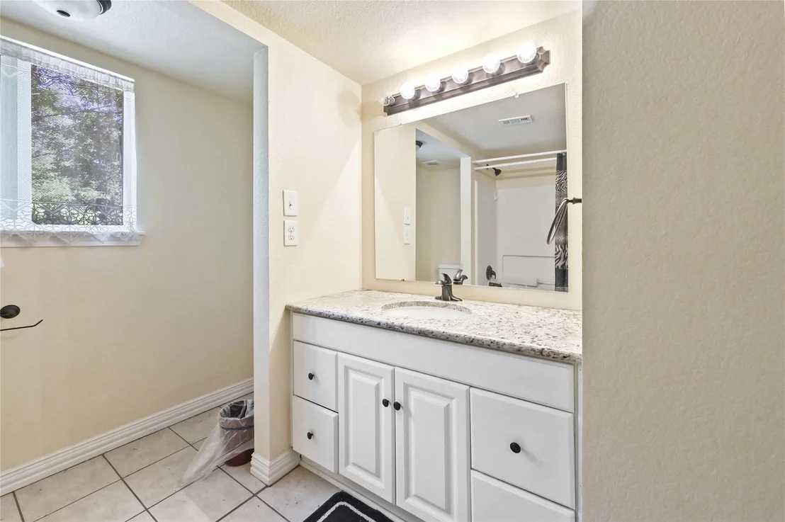 Photo of 25102 Burrard Street