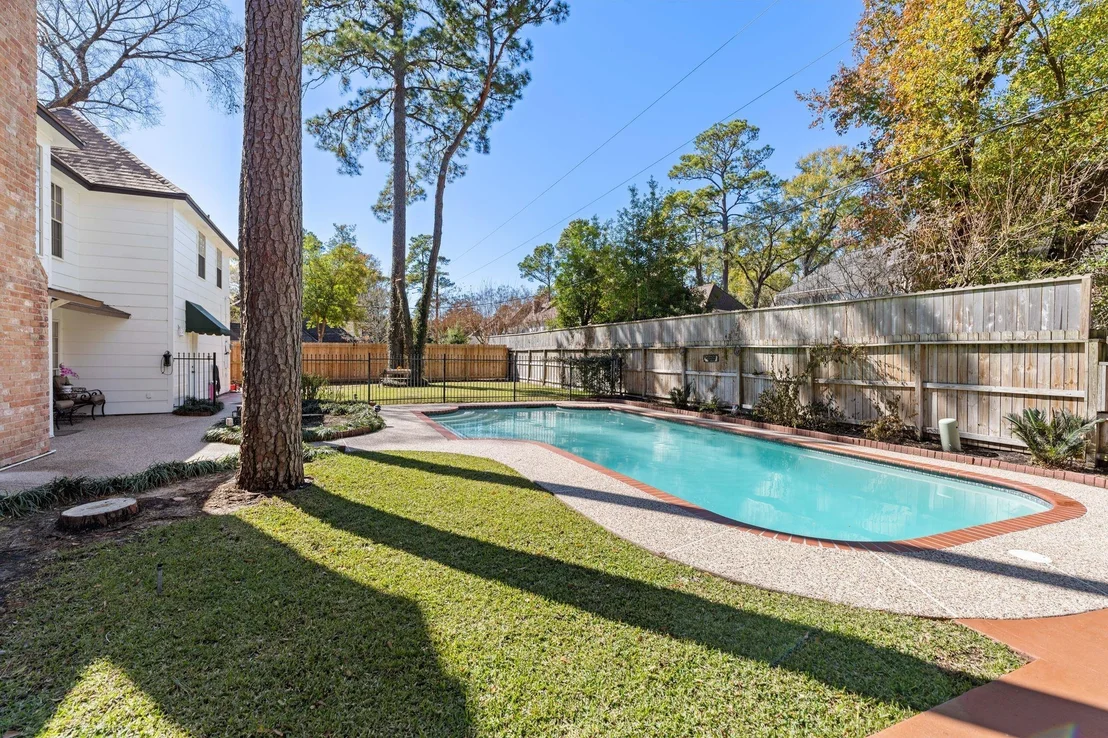 Photo of 16011 Stratton Park Drive