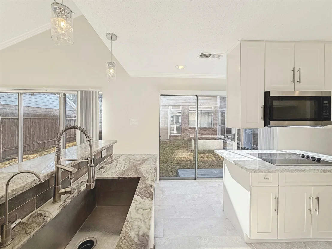 Photo of 6111 Ogden Forest Drive