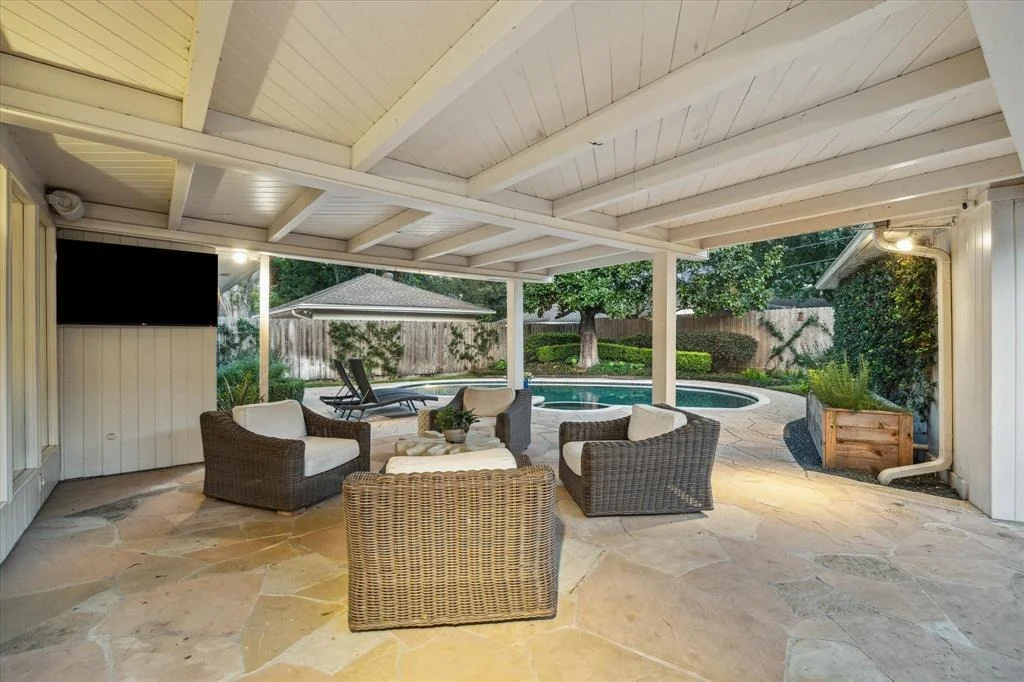Photo of 10051 Olympia Drive