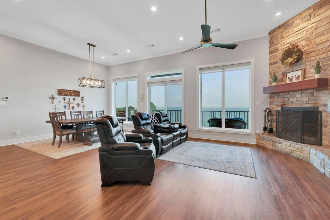 Photo of 230 Legacy Boulevard