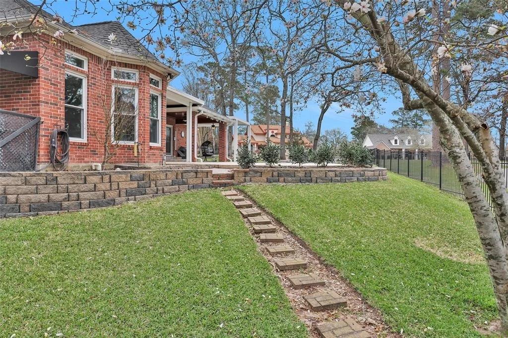 Photo of 1 Wellesley Drive