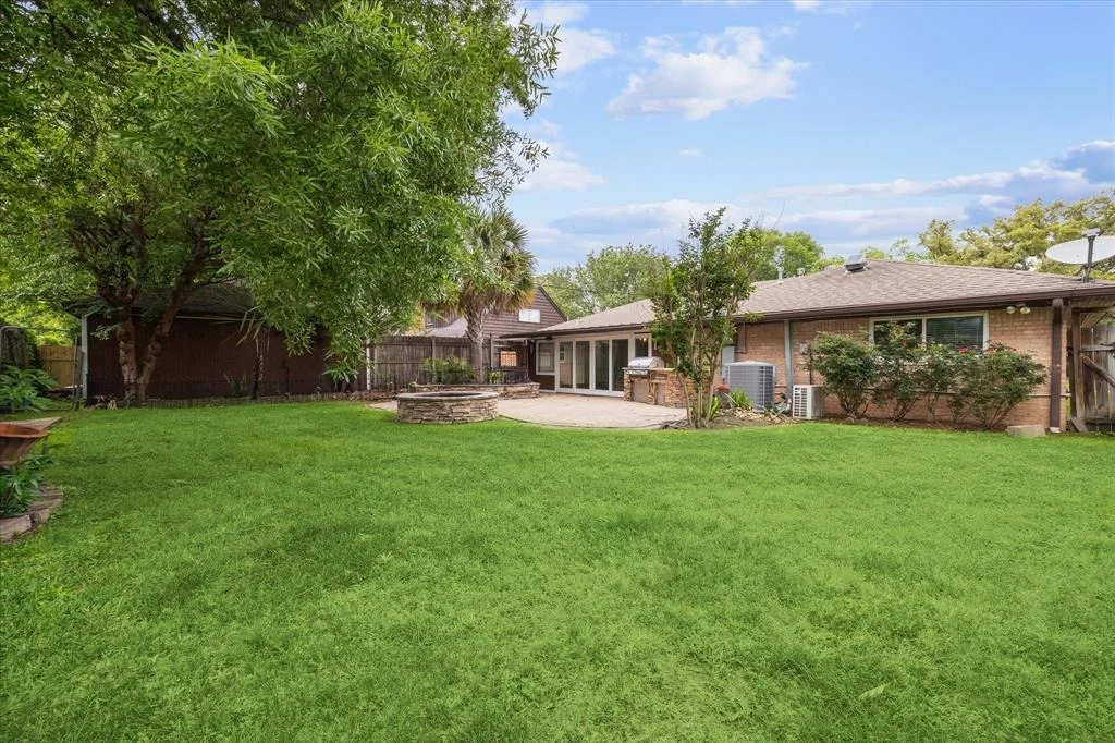 Photo of 10703 Riverview Drive