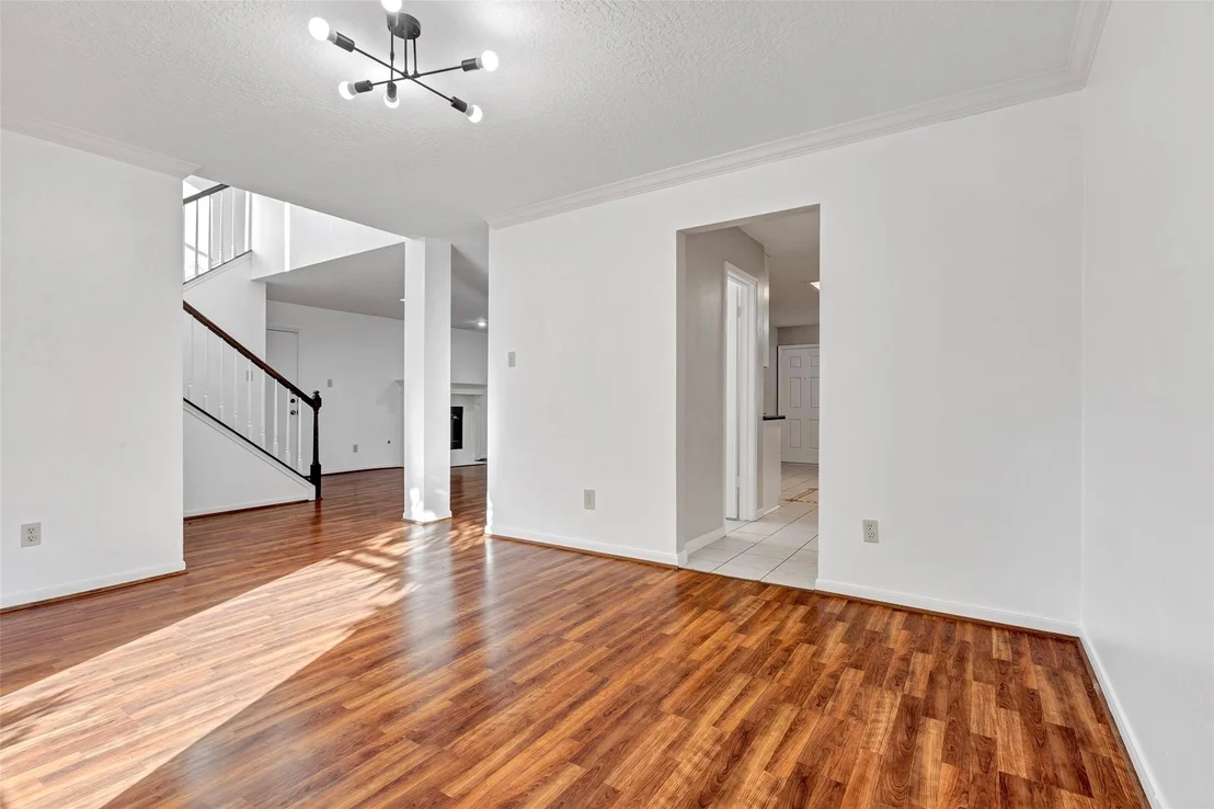 Photo of 2307 Rolling Glen Drive