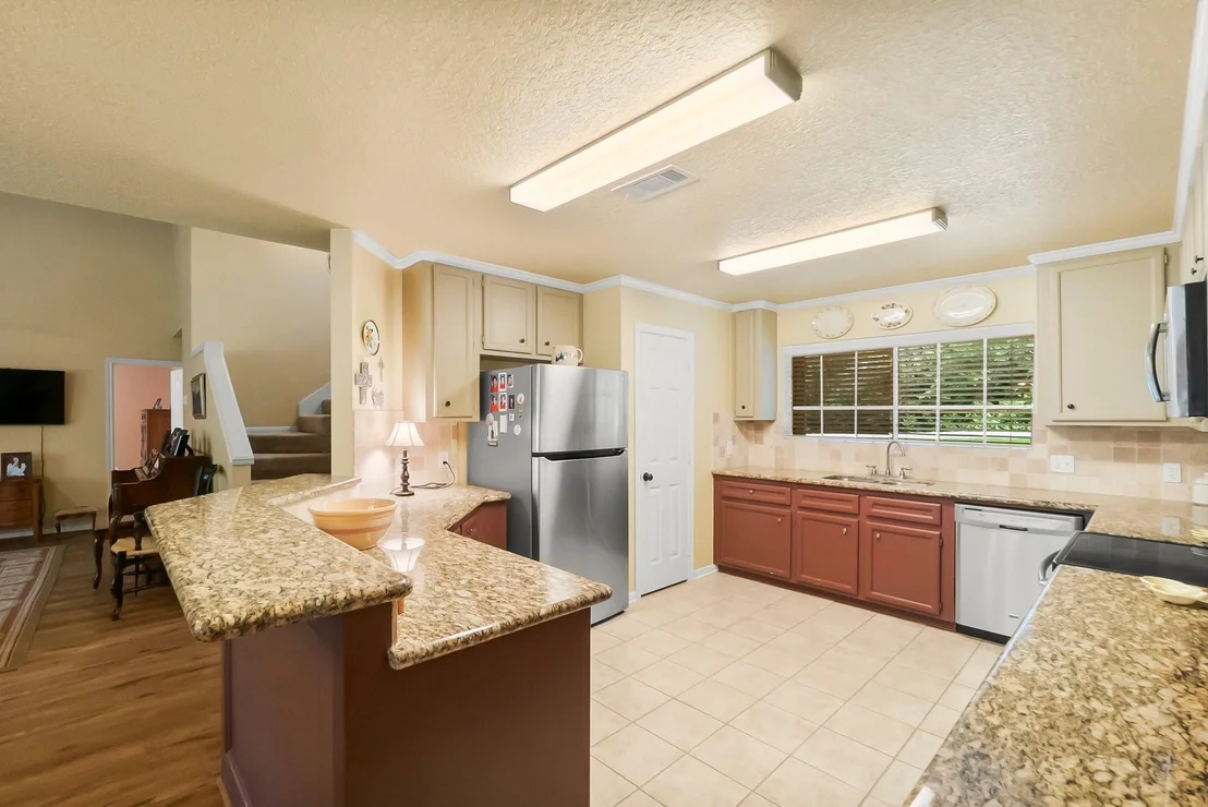 Photo of 292 Apple Valley Drive