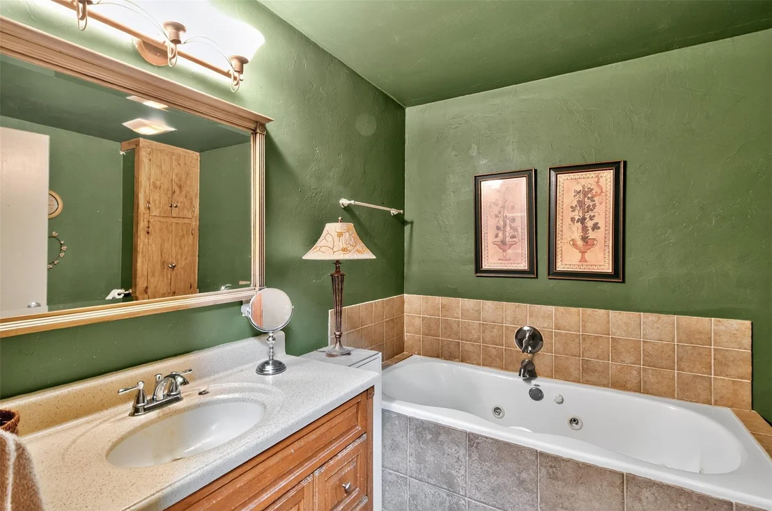 Photo of 702 Birch Hollow Drive