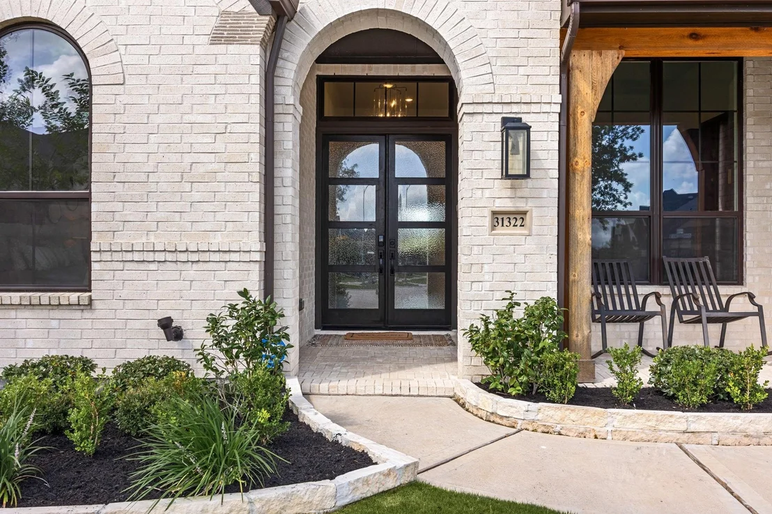 Photo of 31322 Crescent Hill Drive