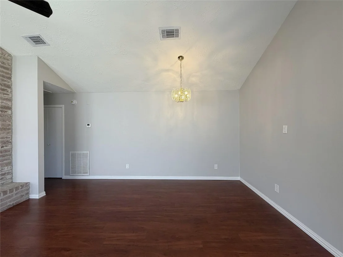 Photo of 16206 Indian Mill Drive