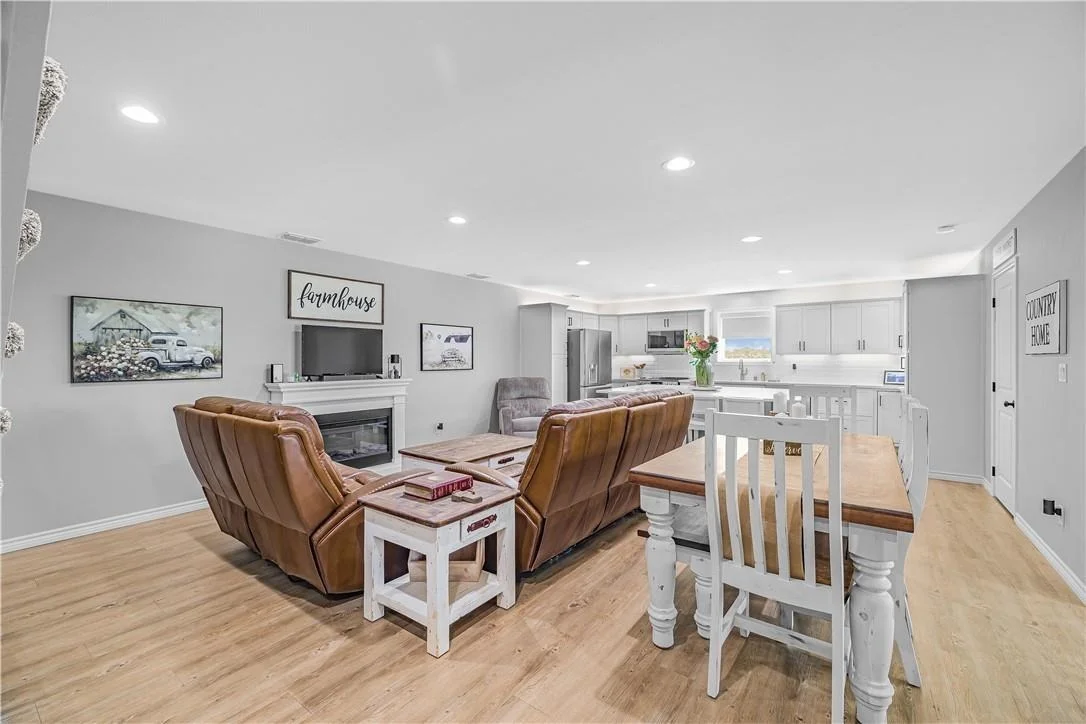 Photo of 686 Rappold Road