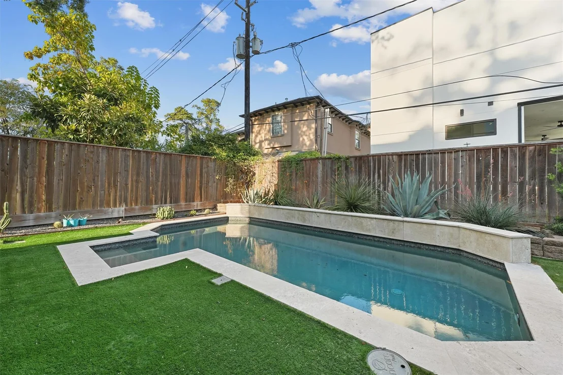 Photo of 446 Faust Lane