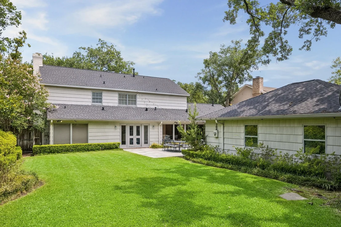 Photo of 6123 Riverview Way