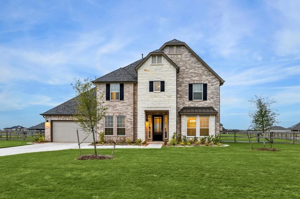 Photo of 4033 Edgewater Terrace Lane