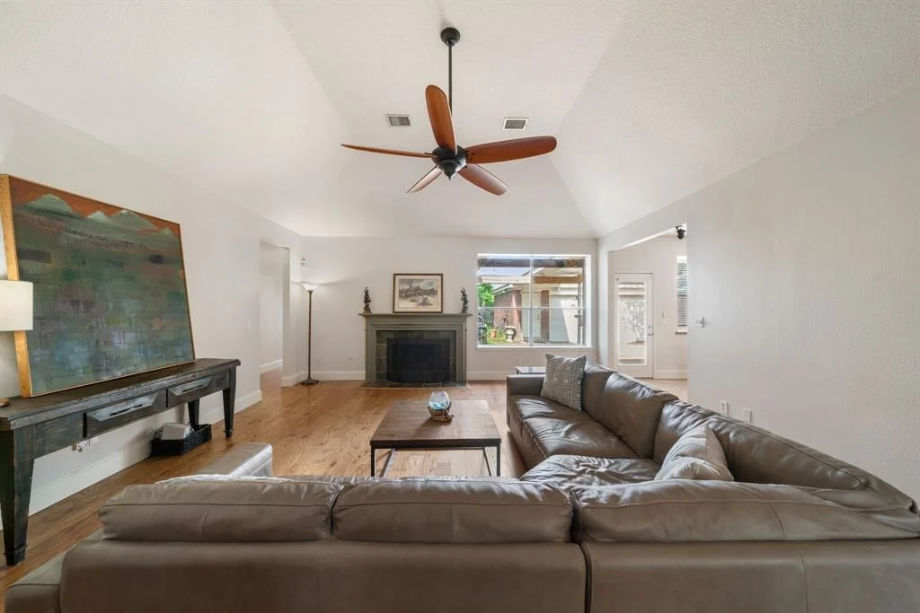 Photo of 11111 Hillside Glen Trail